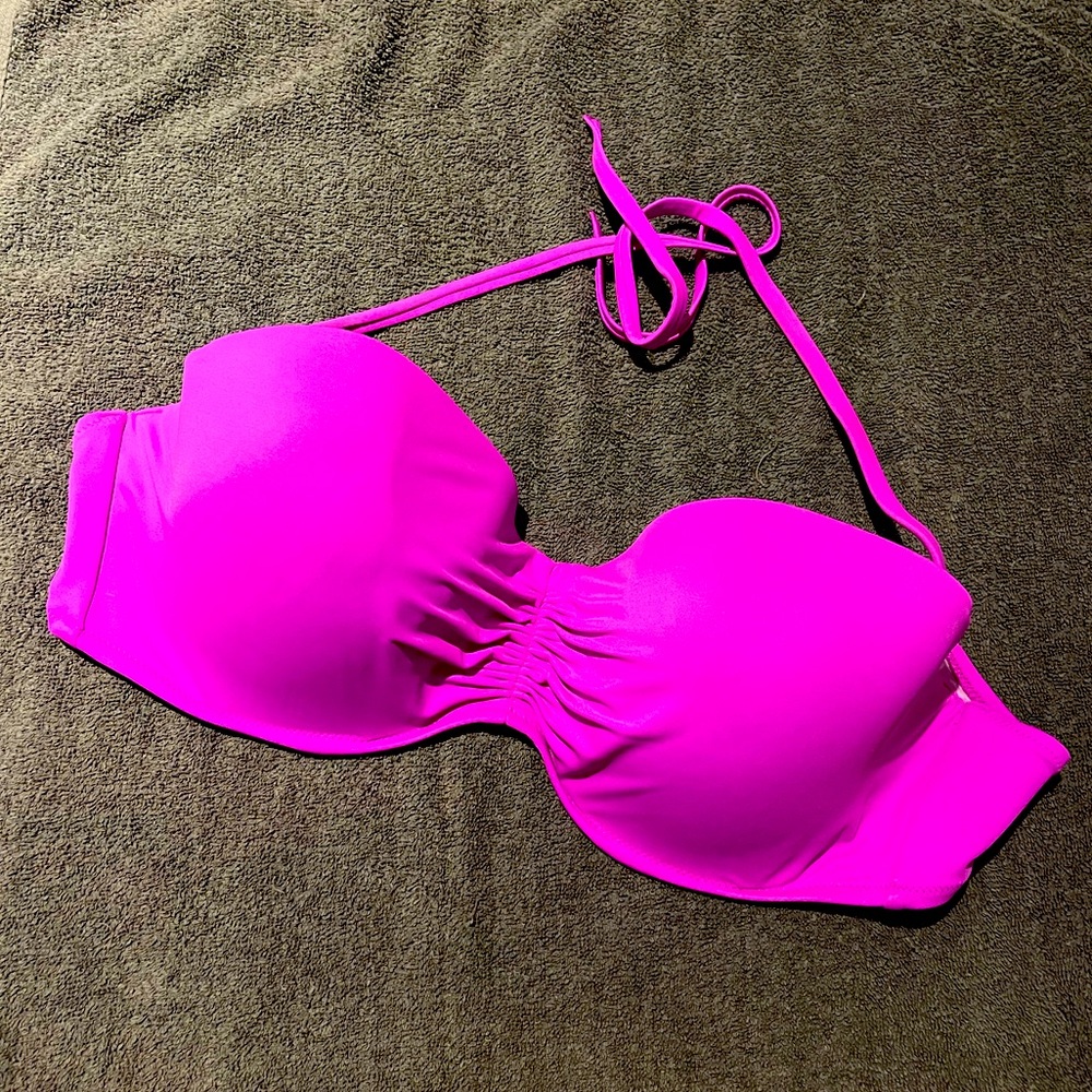 NWOT Victoria Secret bikini top